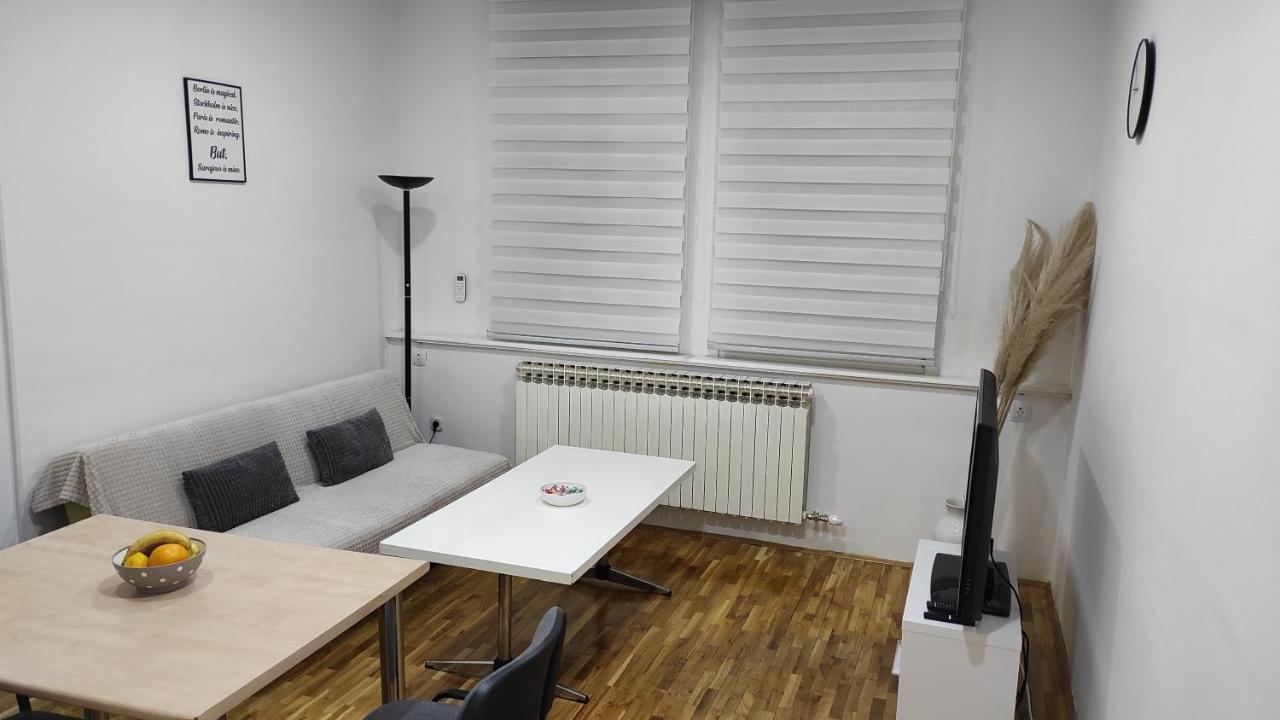 Apartment Mejtas - Center Of サラエヴォ エクステリア 写真